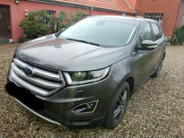 Ford Edge • 2016 • 80,000 km 1