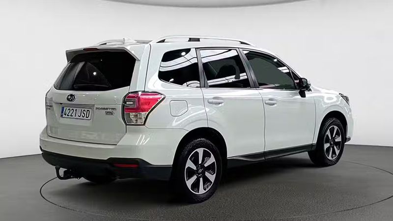 Subaru Forester • 2016 • 119,037 km 3