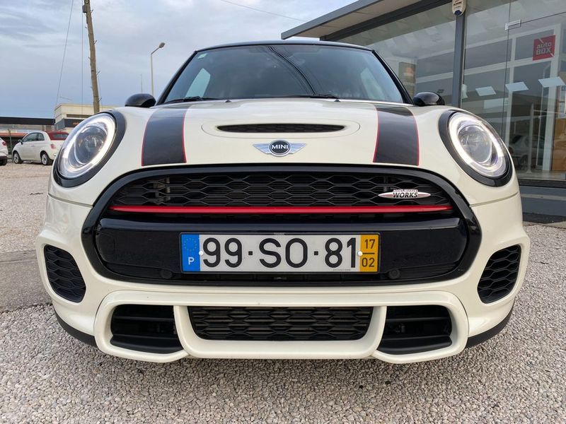 MINI Cooper • 2017 • 50,000 km 1