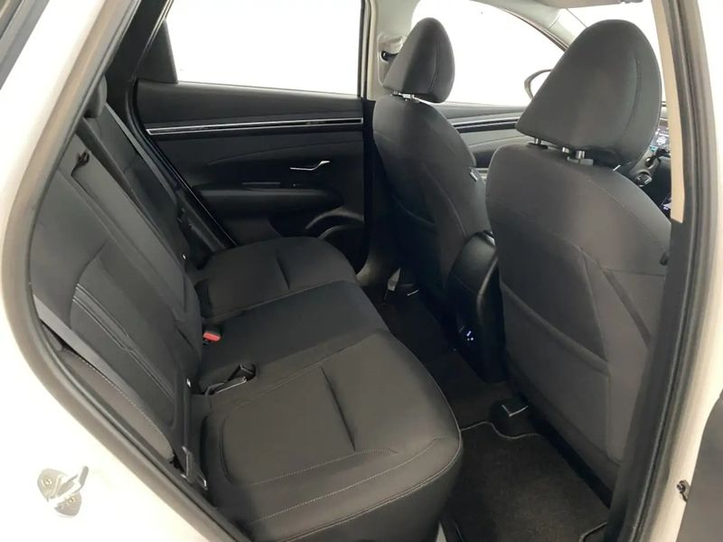 Hyundai Santa Fe • 2021 • 67,000 km 8