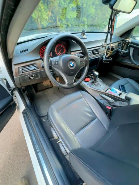 BMW 328i • 2013 • 78,000 km 10