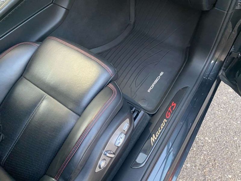 Porsche Macan • 2016 • 117,000 km 14