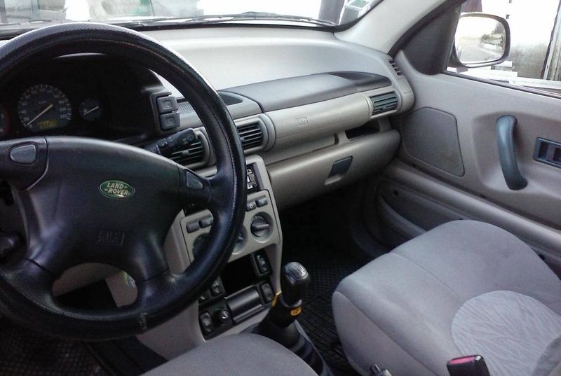 Land Rover Freelander • 2000 • 250,000 km 3