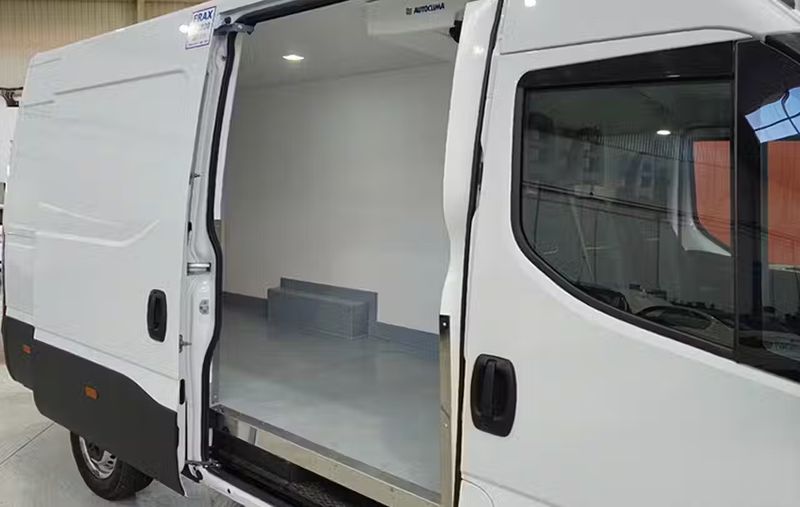 Fiat Ducato Van • 2024 • 42,261 km 7