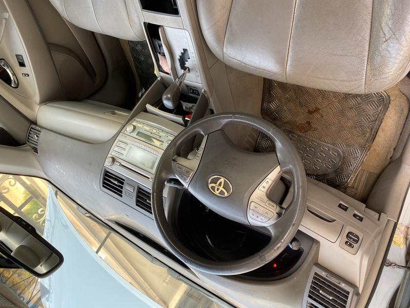 Toyota Camry • 2009 • 86,000 km 1