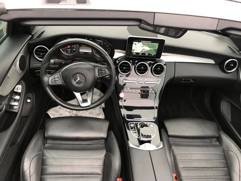Mercedes-Benz C-Class • 2017 • 125,000 km 5