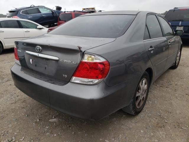 Toyota Camry • 2006 • 12 km 2
