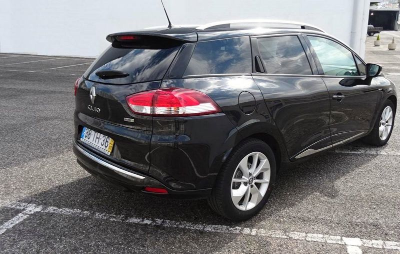 Renault Clio • 2017 • 70,000 km 2