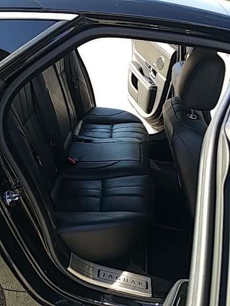 Jaguar XJ • 2010 • 225,000 km 10