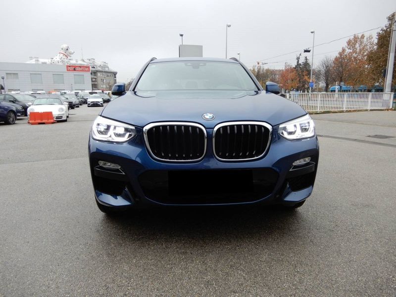 BMW X3 • 2019 • 23,900 km 1