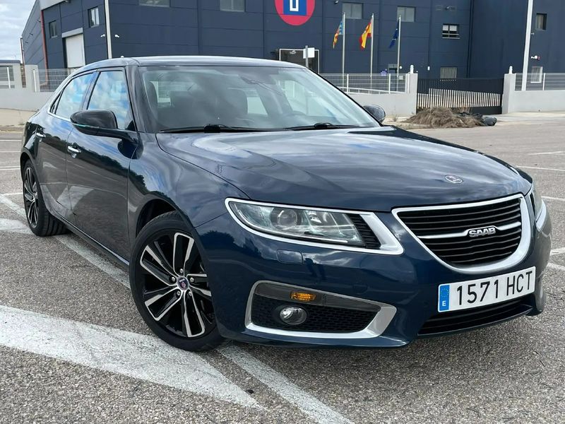 Saab 9-5 • 2011 • 64,000 km 1