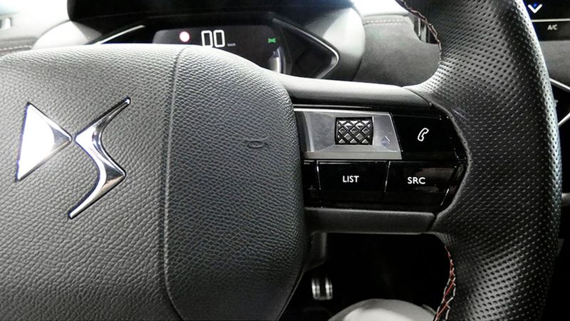 Citroën DS3 • 2022 • 35,320 km 18