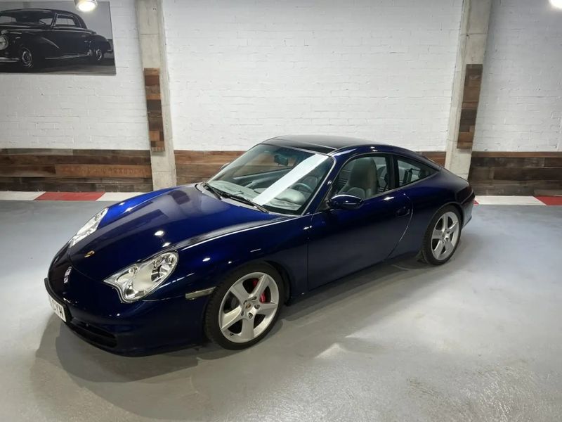 Porsche 911 Targa • 2004 • 39,000 km 2