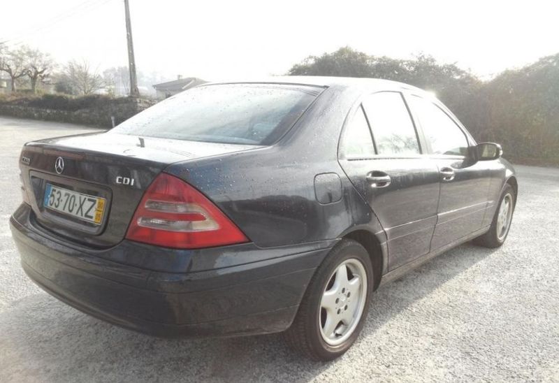 Mercedes-Benz C • 2000 • 159,000 km 4