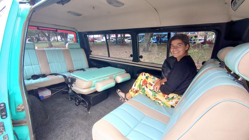 Hyundai H1 Bus • 1996 • 34,000 km 11