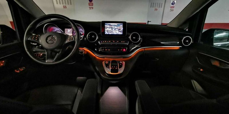 Mercedes-Benz Sprinter • 2018 • 166,000 km 2