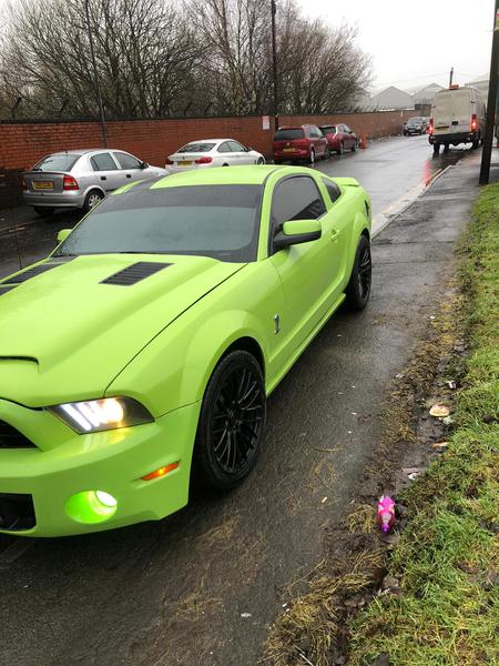 Ford Mustang • 2005 • 95,000 km 4