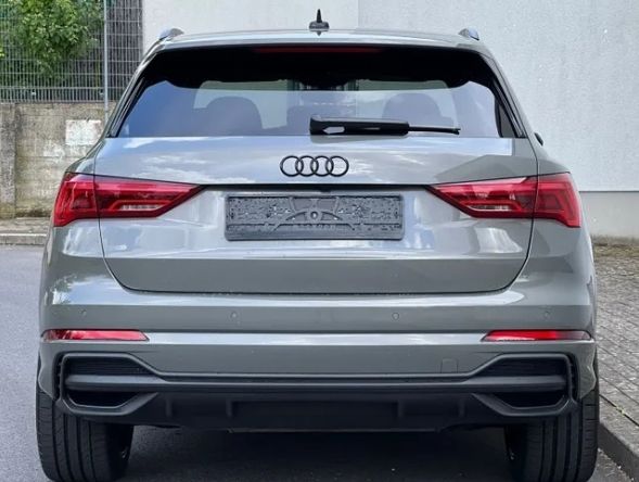 Audi Q3 • 2023 • 11,000 km 3