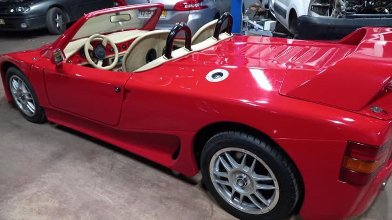 Ferrari SF90 Spider • 1998 • 60,000 km 5