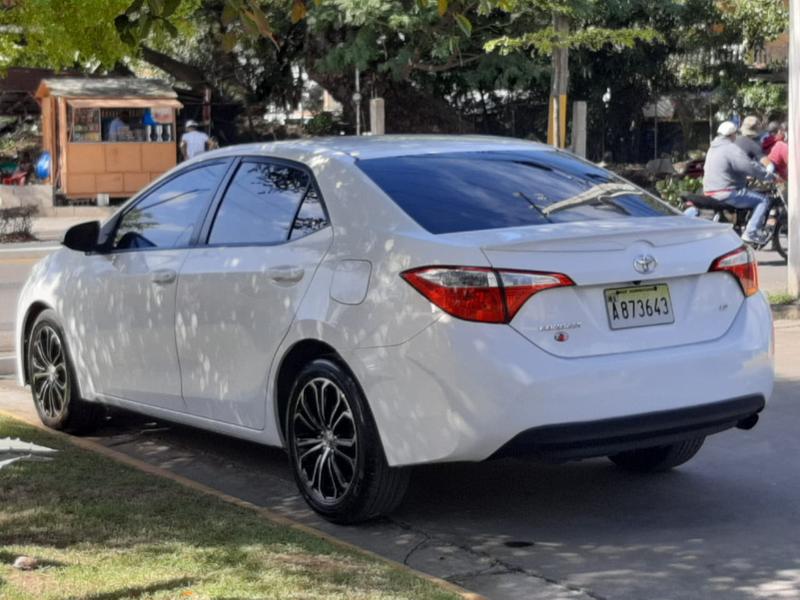 Toyota Corolla • 2014 • 5,039 km 2
