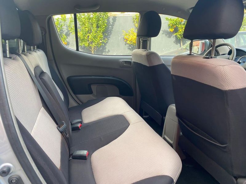 Mitsubishi L200 • 2015 • 87,000 km 6