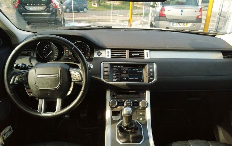 Land Rover Range Rover • 2014 • 179,999 km 8