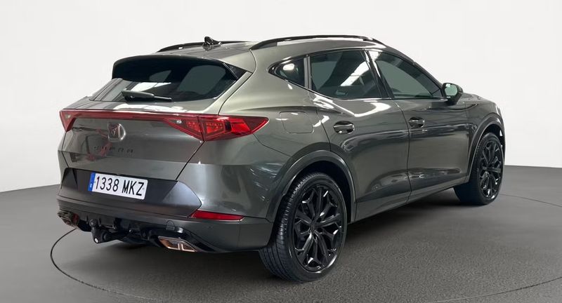 Seat Leon • 2023 • 25,004 km 4