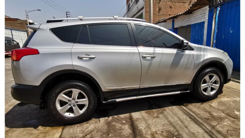 Toyota RAV4 • 2014 • 140 km 4