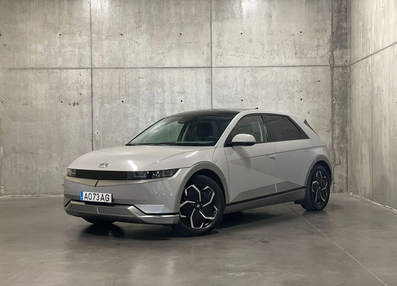 Hyundai Ioniq Electric • 2022 • 38,500 km 1