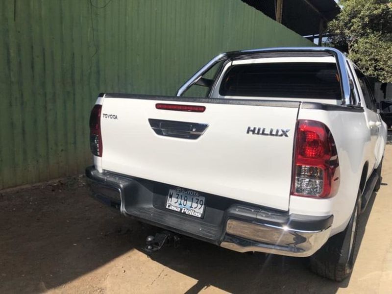Toyota Hilux • 2019 • 12,258 km 3