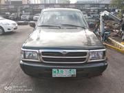 Mazda B2500 • 1997 • 200,000 km 1