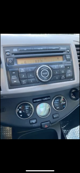 Nissan Micra • 2009 • 85,300 km 9