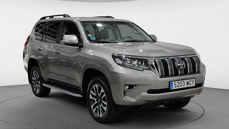 Toyota Land Cruiser • 2022 • 21,400 km 1