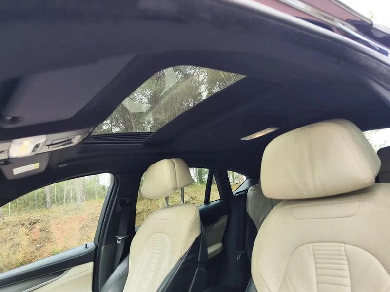 BMW X6 • 2017 • 110,000 km 3