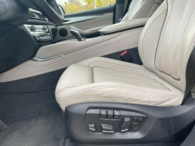 BMW X6 • 2016 • 89,000 km 8