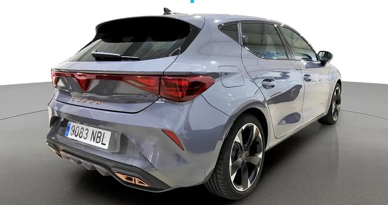 Seat Leon • 2025 • 13,207 km 4
