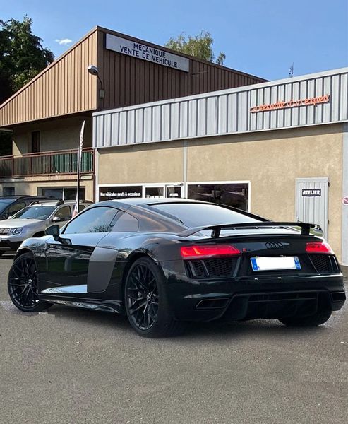 Audi R8 • 2017 • 44,000 km 9