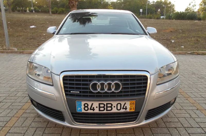 Audi A8 • 2006 • 292,000 km 2