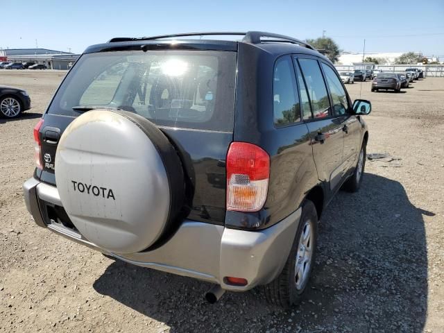 Toyota RAV4 • 2004 • 2 km 4
