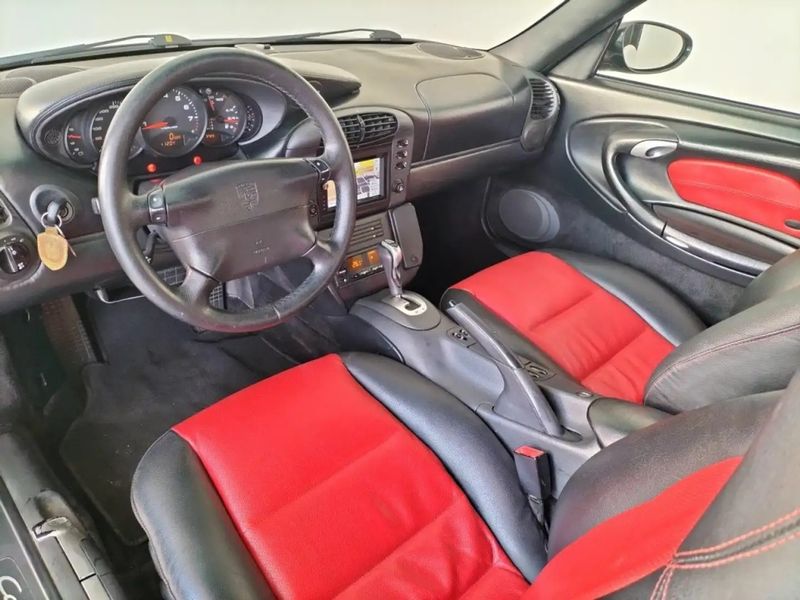 Porsche 911 Carrera • 1999 • 152,497 km 8