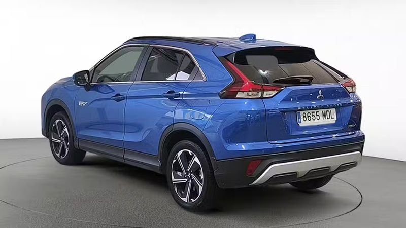 Mitsubishi Eclipse Cross • 2023 • 49,505 km 3