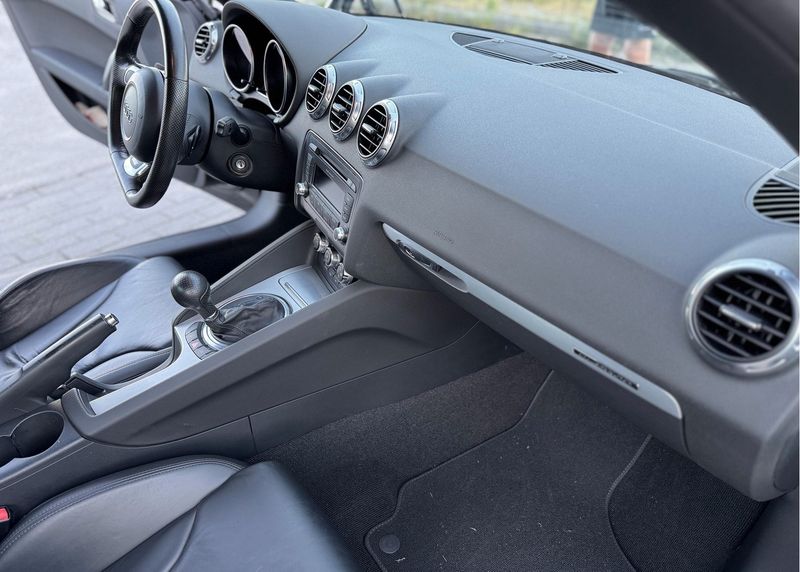 Audi TT RS • 2007 • 140,000 km 4