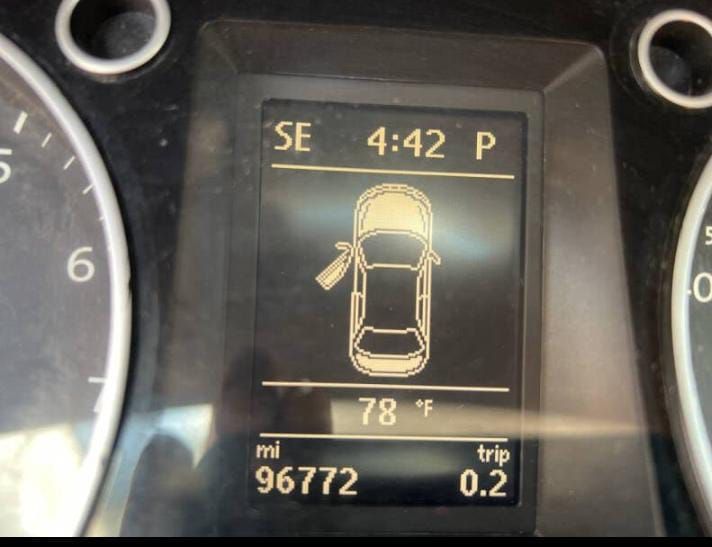 Volkswagen CC • 2013 • 196,000 km 7