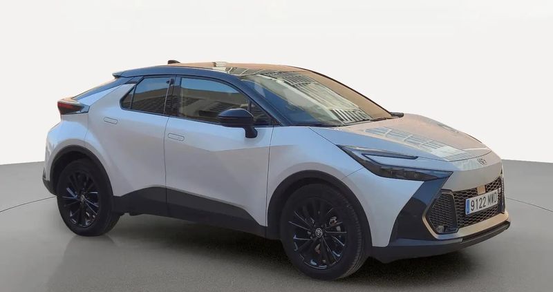 Toyota C-HR • 2024 • 16,609 km 3