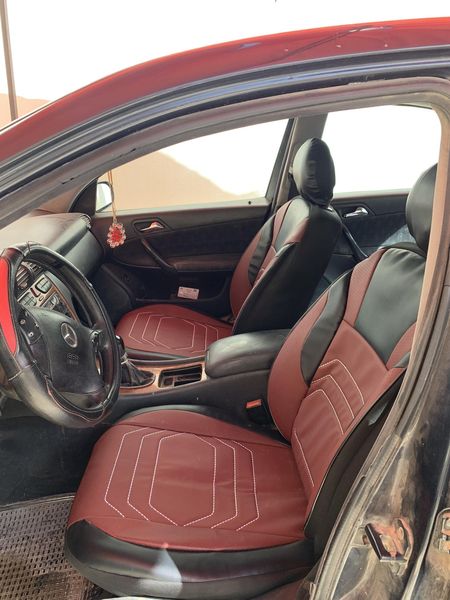 Mercedes-Benz C-Class • 2001 • 145,000 km 5