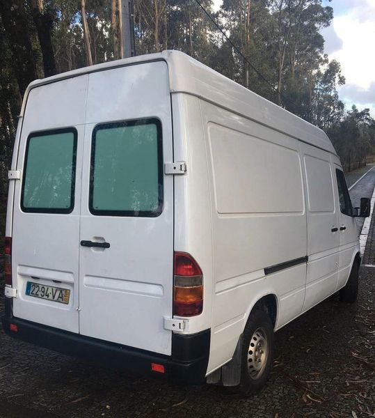 Mercedes-Benz Sprinter • 2003 • 200,000 km 2