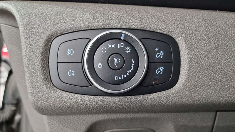 Ford Transit Custom • 2020 • 61,430 km 31