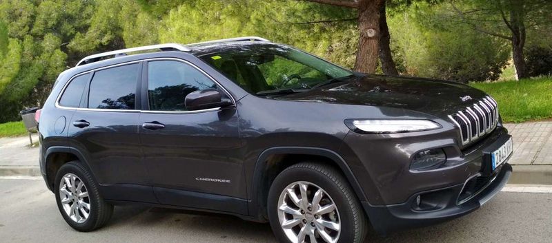 Jeep Cherokee • 2015 • 171,000 km 8