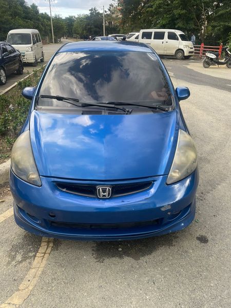 Honda Fit • 2008 • 1 km 4