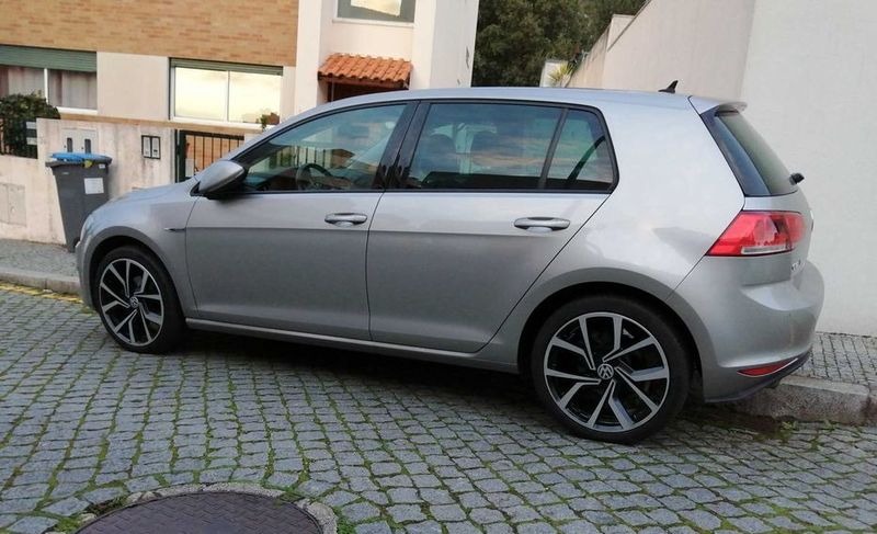 Volkswagen Golf • 2015 • 48,000 km 4